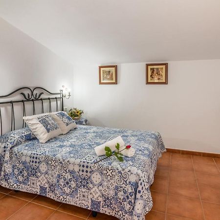 דירות בסייטה Casa Micolau מראה חיצוני תמונה